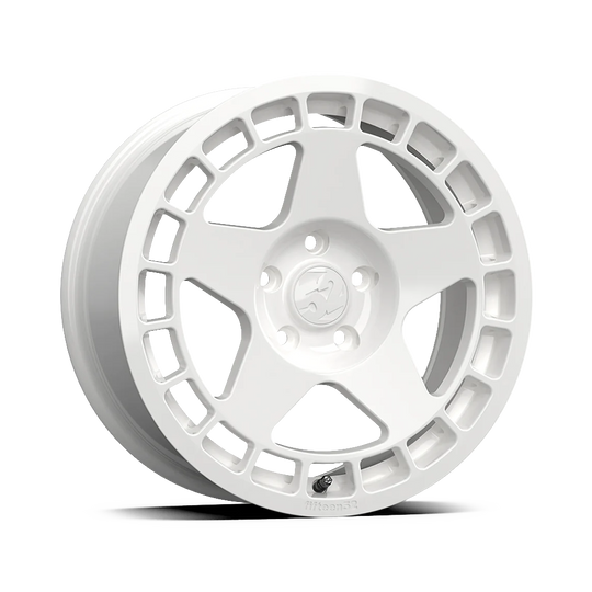 TURRW-77550+30 - Fifteen52 Rally Sport Turbomac 17X7.5 5X100 ET 30mm Rally White - Fifteen52 Wheels Canada