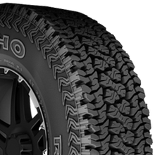 Load image into Gallery viewer, 2330763 255/65R17 Kumho Road Venture AT51 110T Kumho Tires Canada
