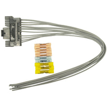 Load image into Gallery viewer, S-1124 Dome Light Connector Standard Ignition Canada