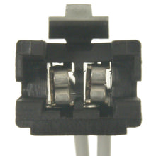 Charger l'image dans la galerie, S-1628 Standard Ignition Center High Mount Stop Light Connector Standard Ignition Canada