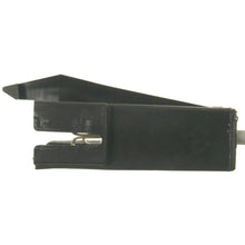 Charger l'image dans la galerie, S-1628 Standard Ignition Center High Mount Stop Light Connector Standard Ignition Canada