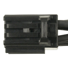 Load image into Gallery viewer, S-2068 Standard Ignition Rear Window Wiper Motor Connector Standard Ignition Canada