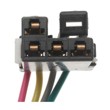 Load image into Gallery viewer, S-668 Standard Ignition Windshield Washer Pump Connector Standard Ignition Canada