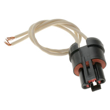 Load image into Gallery viewer, S-685 Standard Ignition Fuel Injector Connector Standard Ignition Canada