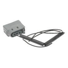Charger l'image dans la galerie, S-893 Standard Ignition Brake / Tail / Turn Signal Light Connector Standard Ignition Canada