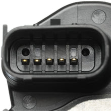 Load image into Gallery viewer, S20458 Fuel Injection Throttle Body Standard Ignition Canada