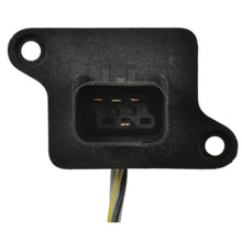 Charger l'image dans la galerie, S2134 Multi-Purpose Light Bulb Socket Standard Ignition Canada