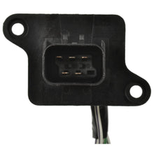 Load image into Gallery viewer, S2135 Brake / Tail / Turn Signal Light Connector Standard Ignition Canada