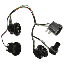 Charger l'image dans la galerie, S2136 Turn Signal Light Socket Standard Ignition Canada