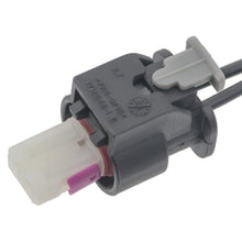 Load image into Gallery viewer, S2492 Standard Ignition Air Charge Temperature Sensor Connector Standard Ignition Canada