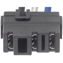Charger l'image dans la galerie, S2618 Standard Import Headlight Socket Standard Import Canada