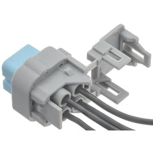 Load image into Gallery viewer, S2827 Standard Import Fuel Pump / Sending Unit Connector Standard Import Canada