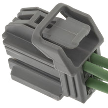 Load image into Gallery viewer, S3015 Standard Ignition Subwoofer Speaker Connector Standard Ignition Canada