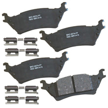 Charger l'image dans la galerie, SBC1602 Bendix Premium Ceramic Disc Brake Pads Bendix Canada