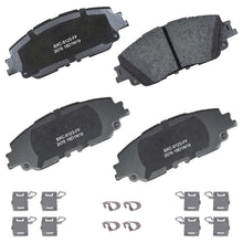 Charger l'image dans la galerie, SBC2076 Bendix Premium Ceramic Disc Brake Pads Bendix Canada