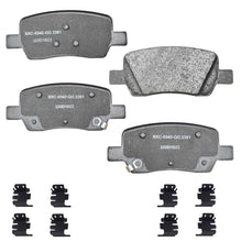 Charger l'image dans la galerie, SBC2381 Bendix Premium Ceramic Disc Brake Pads Bendix Canada