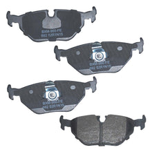 Charger l'image dans la galerie, SBM692 Bendix Premium Semi-Metallic Disc Brake Pads Bendix Canada