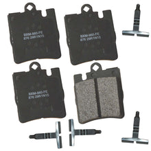 Load image into Gallery viewer, SBM876 Bendix Premium Semi-Metallic Disc Brake Pads Bendix Canada