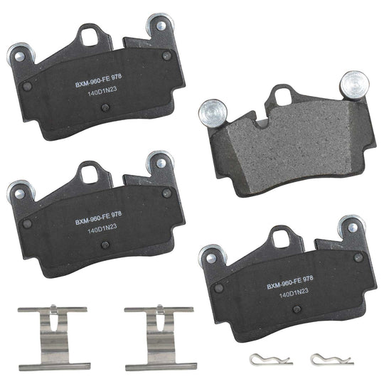 SBM978 Bendix Premium Semi-Metallic Disc Brake Pads Bendix Canada