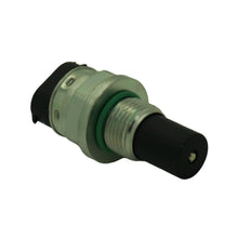 Load image into Gallery viewer, SC131T Vehicle Speed Sensor Standard T Series Canada