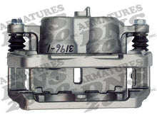 Load image into Gallery viewer, SC3196-1 DNS Semi-Loaded Disc Brake Caliper DNS Canada