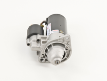 Load image into Gallery viewer, SR0476X Remanufactured Starter Bosch Canada