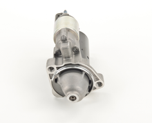 Load image into Gallery viewer, SR0497X Remanufactured Starter Motor Bosch Canada