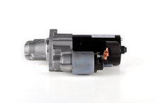 Load image into Gallery viewer, SR0500N New Starter Motor Bosch Canada