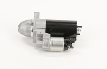 Load image into Gallery viewer, SR0806X Remanufactured Starter Motor Bosch Canada