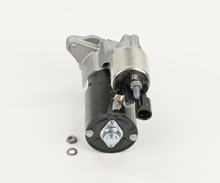 Load image into Gallery viewer, SR0823X Remanufactured Starter Motor Bosch Canada