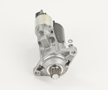 Load image into Gallery viewer, SR0823X Remanufactured Starter Motor Bosch Canada