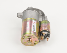 Load image into Gallery viewer, SR7521N New Starter Motor Bosch Canada