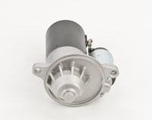 Load image into Gallery viewer, SR7521X Remanufactured Starter Motor Bosch Canada