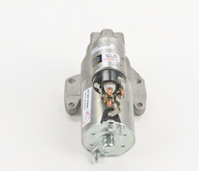 Charger l'image dans la galerie, SR7579N New Starter Motor Bosch Canada
