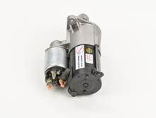 Charger l'image dans la galerie, SR8633X Remanufactured Starter Motor Bosch Canada