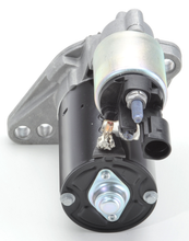 Load image into Gallery viewer, SR9513N New Starter Motor Bosch Canada