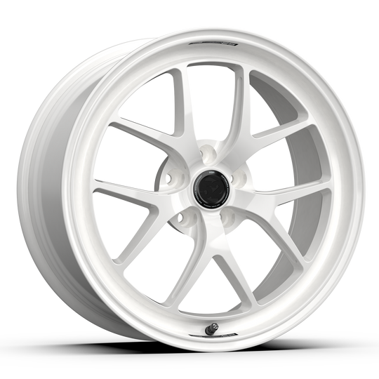 RSSRW-99554+38-2 - Fifteen52 Sector RSR 19X9.5 5X114.3 ET 38mm Rally White - Fifteen52 Wheels Canada