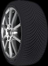 Charger l'image dans la galerie, 2271163 225/45R18 Kumho Solus HA32 SUV 95 Kumho Tires Canada