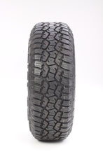 Load image into Gallery viewer, 372340 LT235/75R15 Suretrac Radial A/T 116/113Q Suretrac Tires Canada