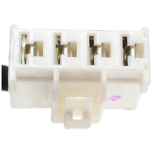 Load image into Gallery viewer, TC526 Trailer Brake Control Connector Standard Ignition Canada