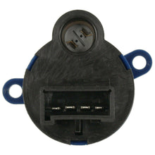 Load image into Gallery viewer, TCA-38 Standard Ignition 4WD Switch Standard Ignition Canada