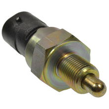 Charger l'image dans la galerie, TCA-66 Transfer Case Switch Standard Ignition Canada