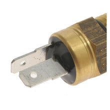 Load image into Gallery viewer, TS-332 Standard Ignition Engine Coolant Temperature Sender Standard Ignition Canada