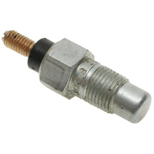 Charger l'image dans la galerie, TS-348 Standard Ignition Engine Coolant Temperature Sender Standard Ignition Canada