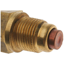 Load image into Gallery viewer, TS-95 Standard Ignition Engine Coolant Temperature Sender Standard Ignition Canada