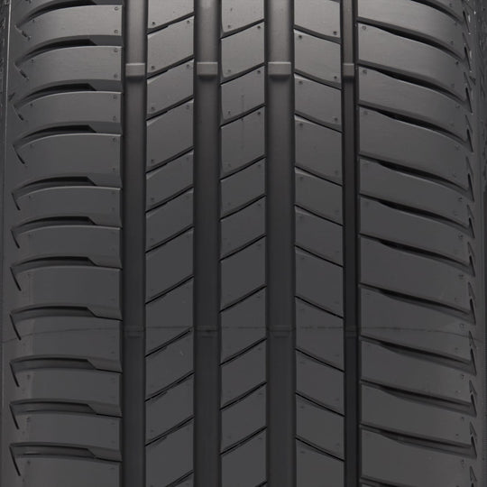012002 225/55R17 Bridgestone Turanza T005 97W Bridgestone Tires Canada