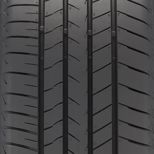 008932 225/35R20 Bridgestone Turanza T005 RFT 90Y Bridgestone Tires Canada