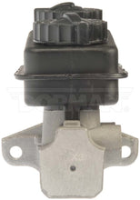 Charger l'image dans la galerie, M39736 Brake Master Cylinder Dorman - First Stop Canada