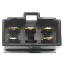 Load image into Gallery viewer, US-136 Ignition Switch Standard Ignition Canada