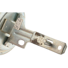 Load image into Gallery viewer, VC-316 Standard Ignition Distributor Vacuum Advance Standard Ignition Canada